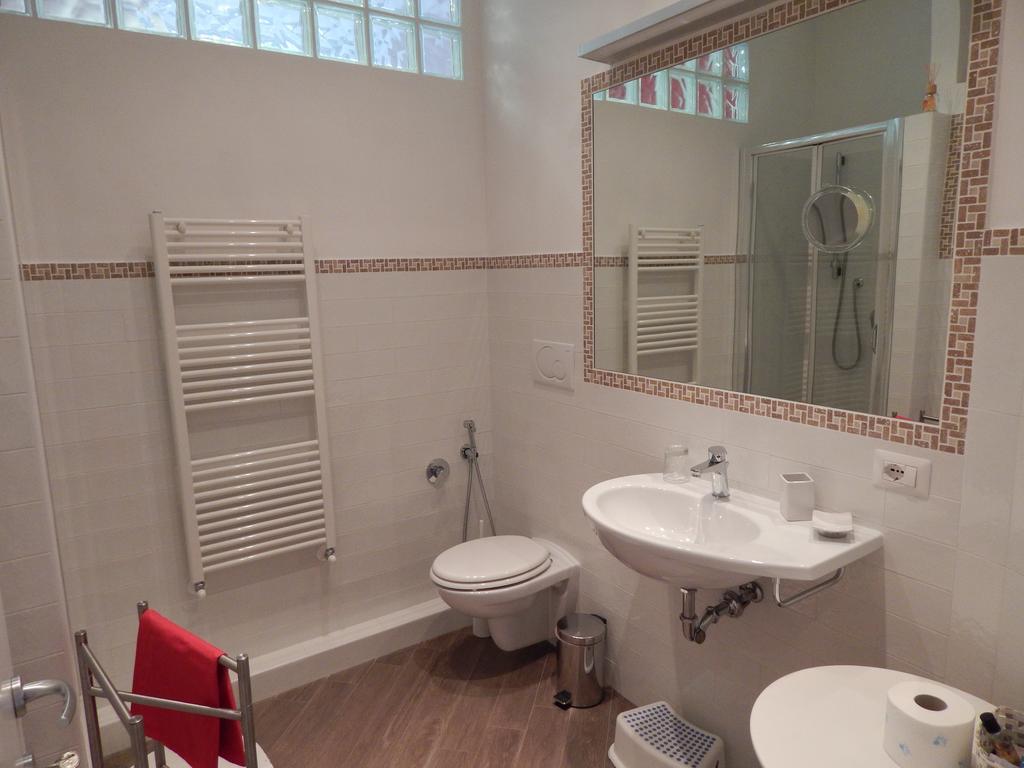 Red Flat In Rome Apartment ห้อง รูปภาพ