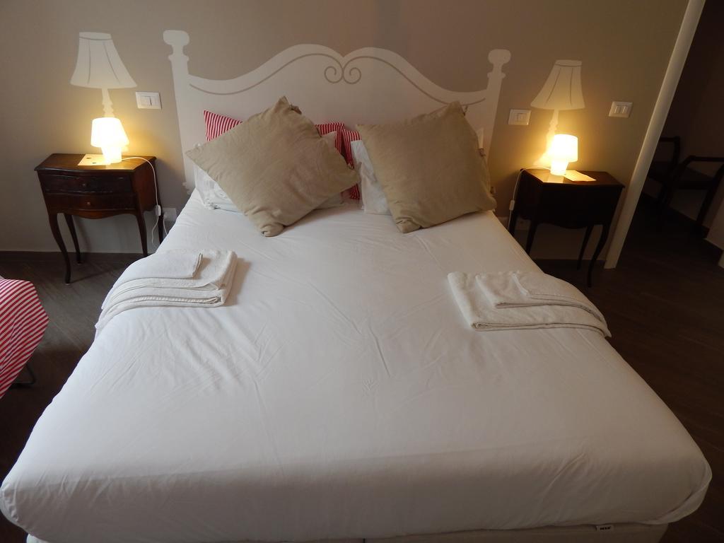 Red Flat In Rome Apartment ห้อง รูปภาพ